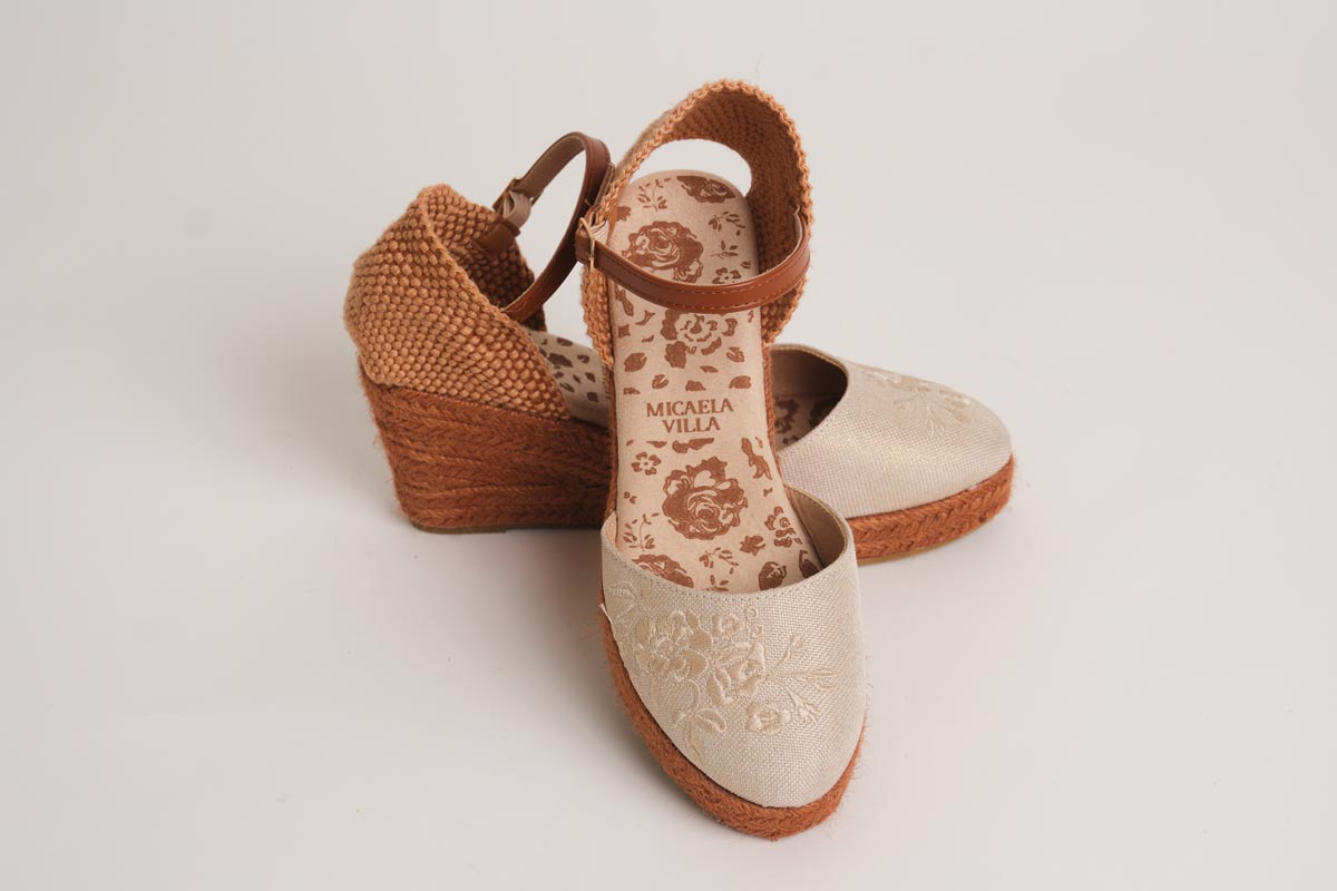 ALPARGATAS BORDADAS DORADAS DORADO