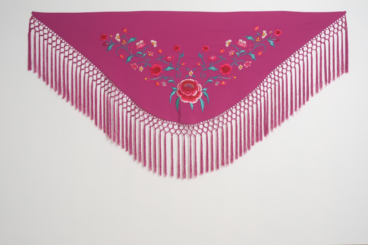 MANTON BORDADO HERA MUJER BERENGENA